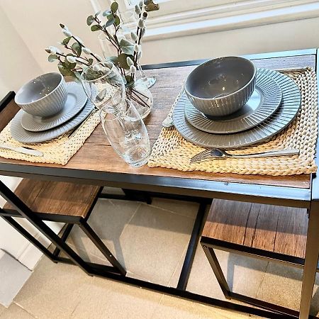 Cosy One Bedroom Apartment تروبريدج المظهر الخارجي الصورة