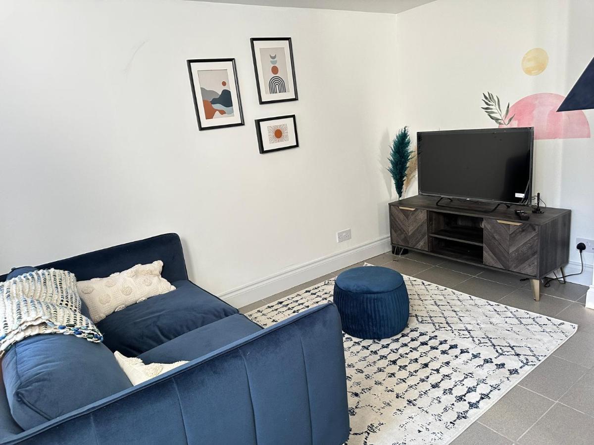 Cosy One Bedroom Apartment تروبريدج المظهر الخارجي الصورة